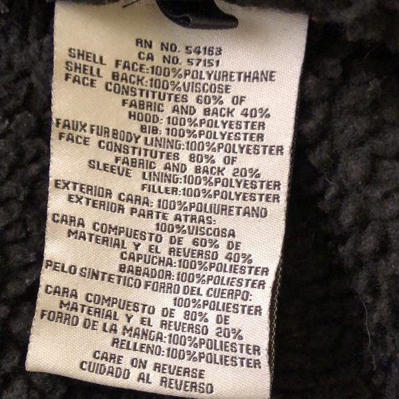 Levi’s black faux hooded Sherpa trucker jacket.  Size L - Picture 8 of 10